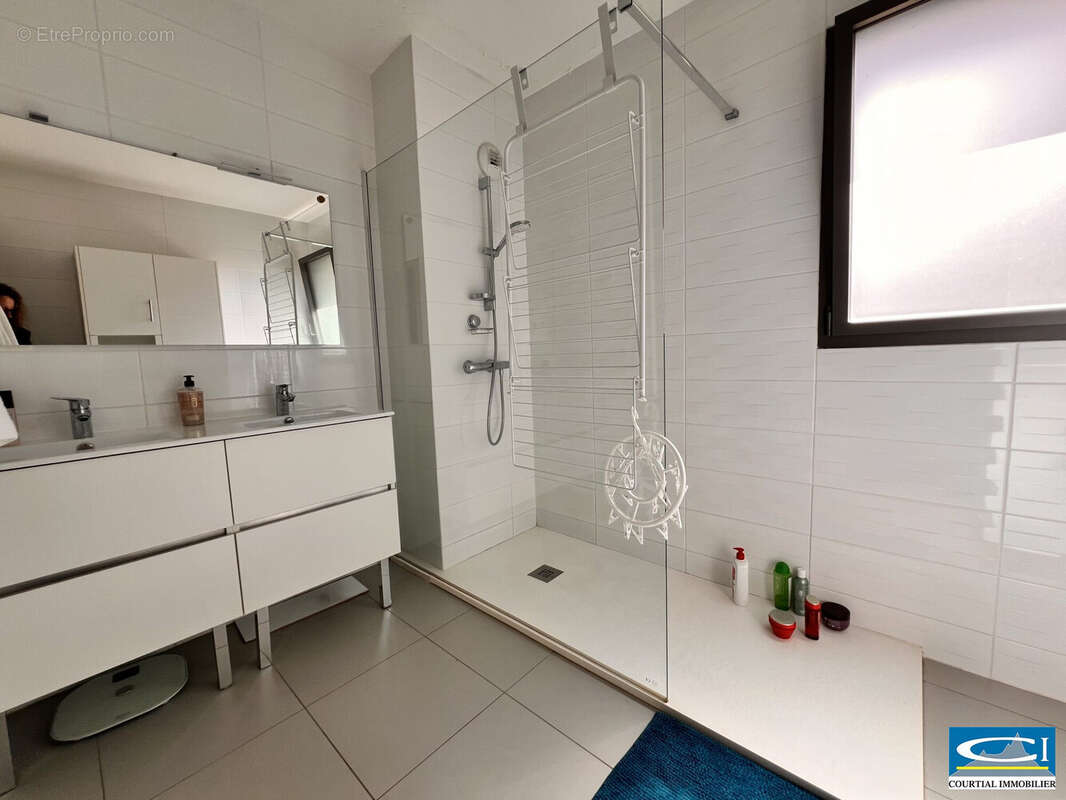 Appartement 101 m² à Tournon-Sur-Rhone  - photo 6