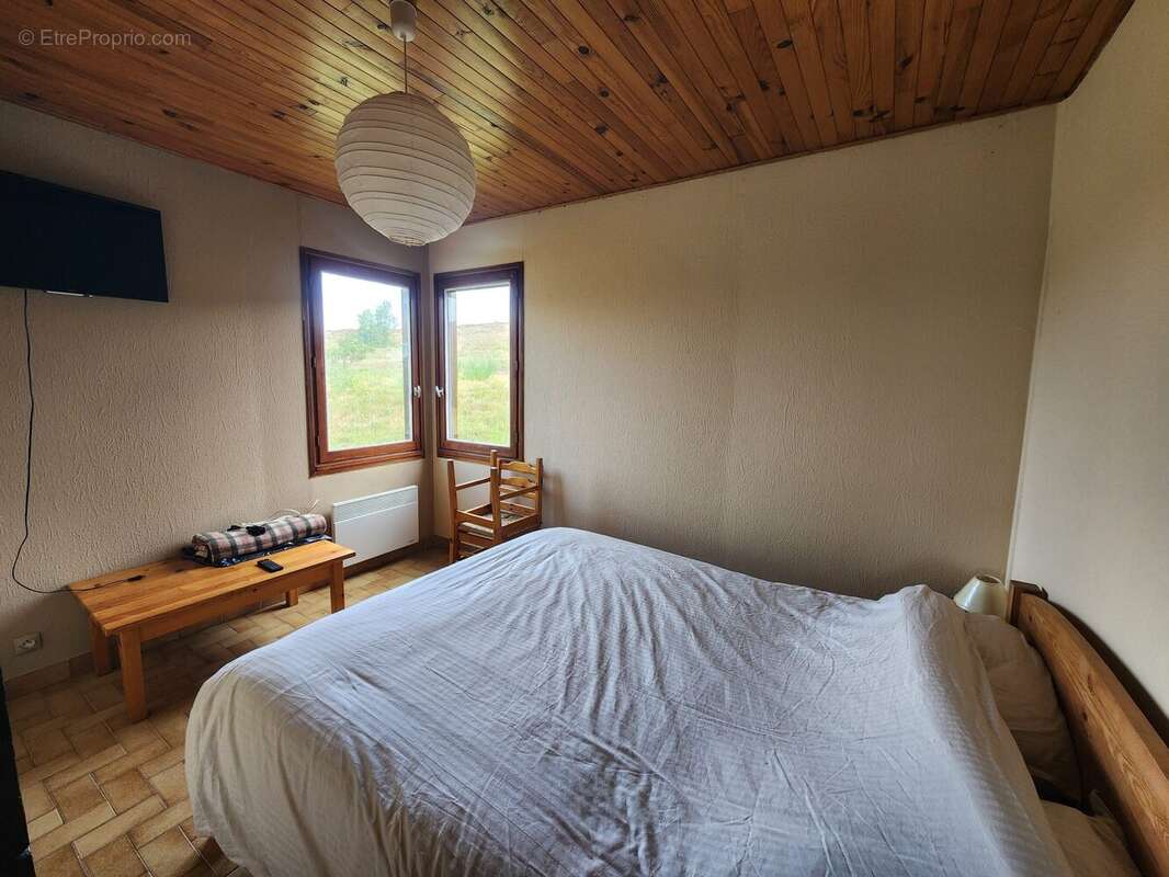 Maison 95 m² à Ancelle  - photo 2