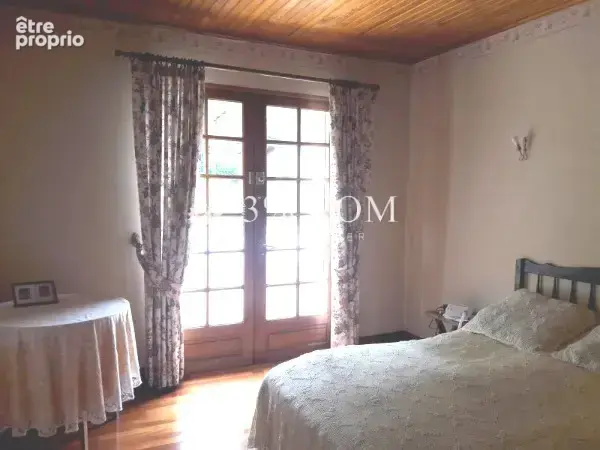 Entre Oisemont et Hallencourt : Grande maison (170 m2) avec - photo 9
