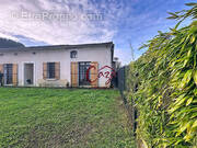 Maison à SAINT-CAPRAIS-DE-BORDEAUX