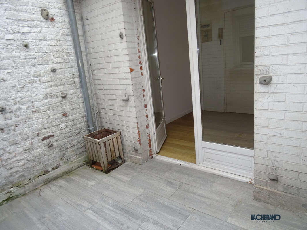Appartement 31 m² à Lille  - photo 2