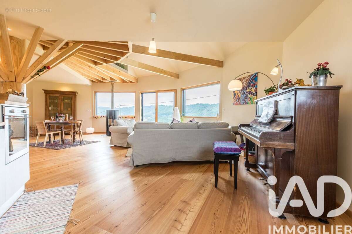 Photo 3 - Maison à SAINT-GENIX-SUR-GUIERS