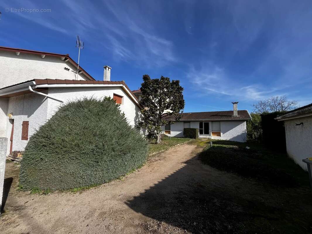 Maison à TIGNIEU-JAMEYZIEU