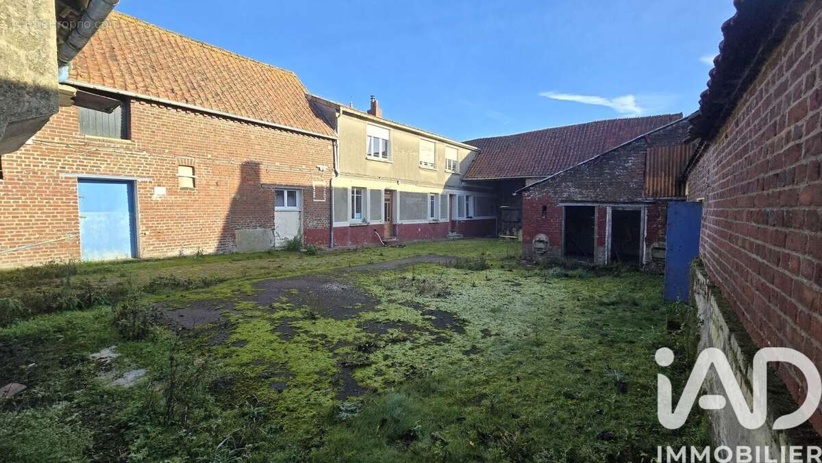 Photo 3 - Maison à SERVINS