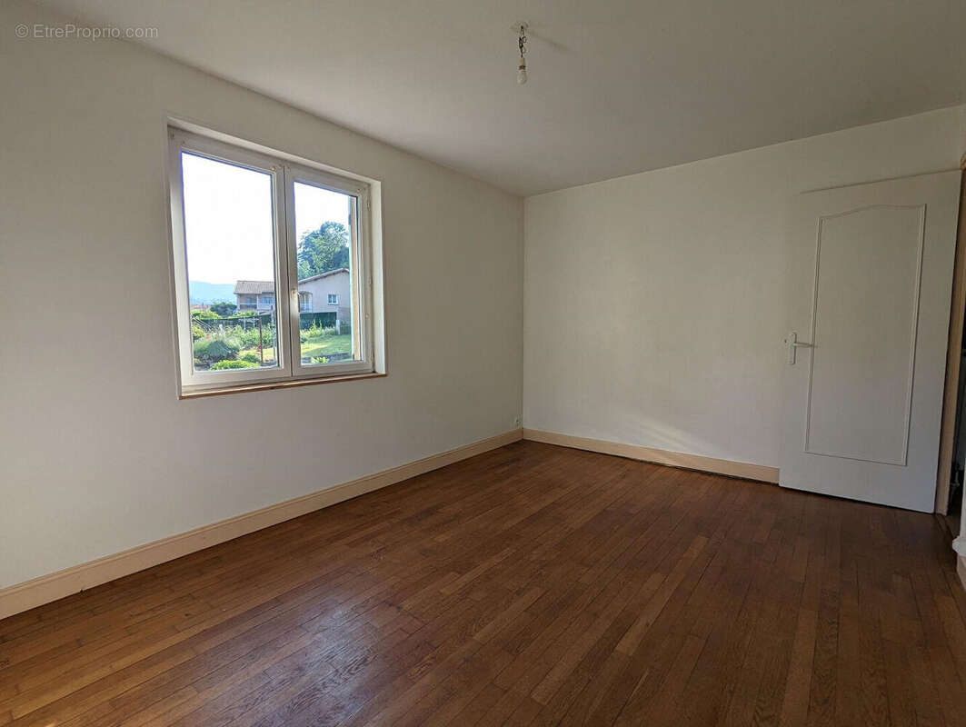 Maison à LE CHEYLARD