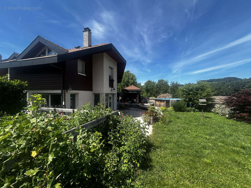 Maison à MENTHONNEX-EN-BORNES