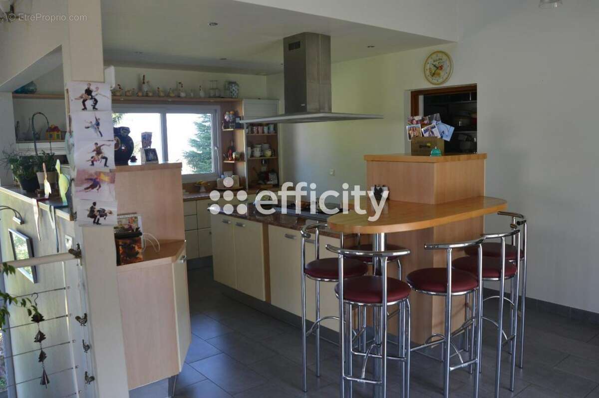 Maison 170 m² à Evian-Les-Bains  - photo 8