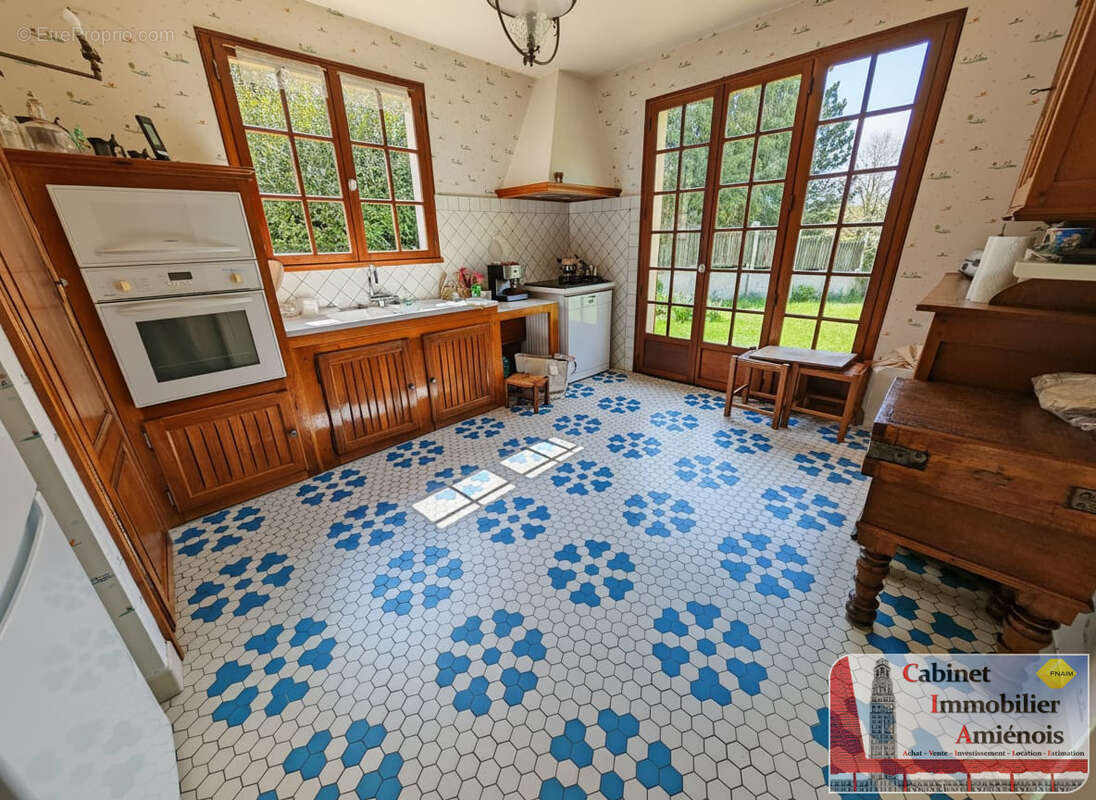 Maison à SAINS-EN-AMIENOIS