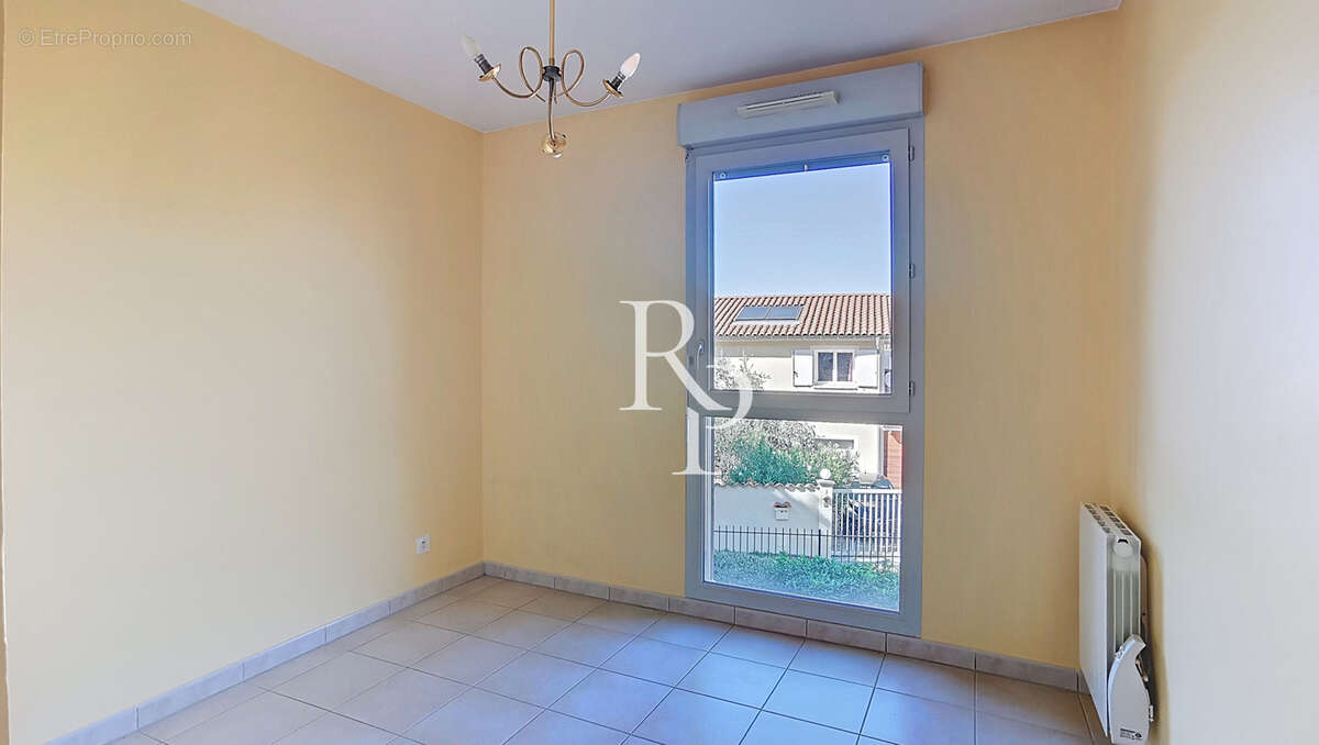 Appartement à CRAPONNE