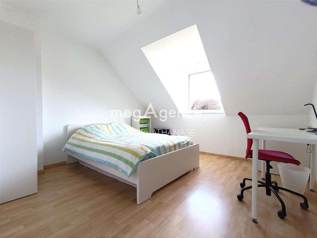 Superbe pavillon T7 à Etrelles - photo 11