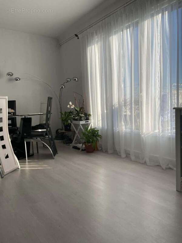 Maison à vendre 7 pièces LEZOUX (63) - photo 2