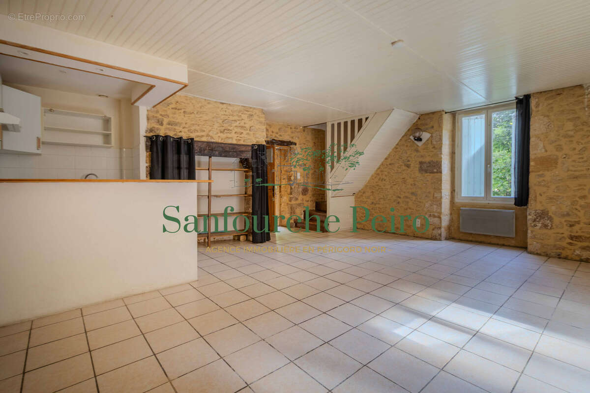 Appartement à SARLAT-LA-CANEDA