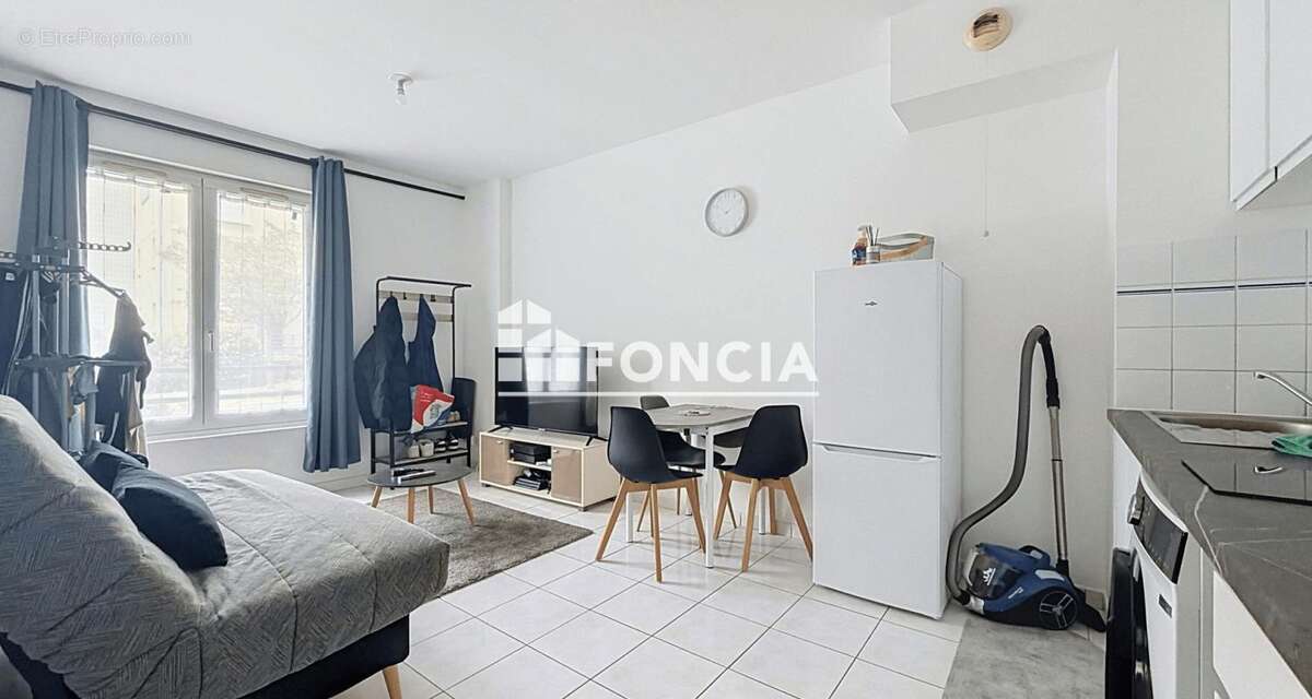 Appartement t2 memorial - vendu loué / parfait état - photo 2