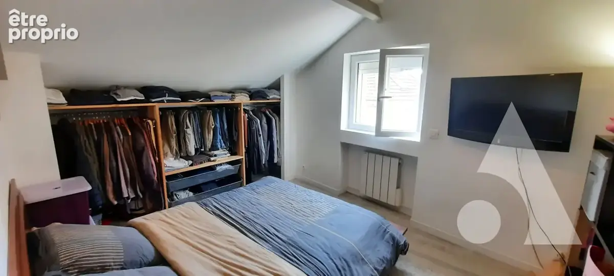 Ensemble immobilier comprenant un appartement de 118 m² avec terrasse et garage + un local commercial de 44 m² - photo 14