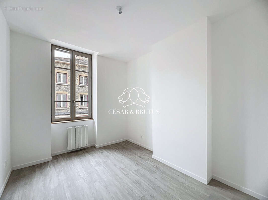 Appartement 56 m² à Thizy  - photo 6