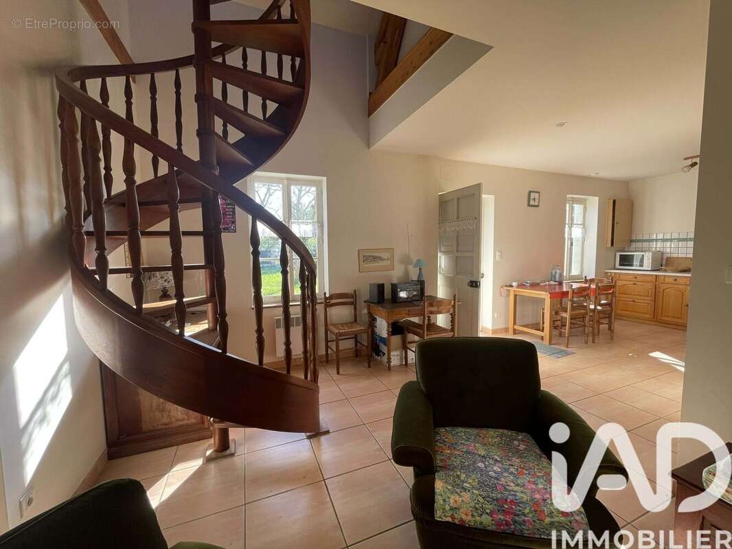 Photo 6 - Maison à BROUT-VERNET