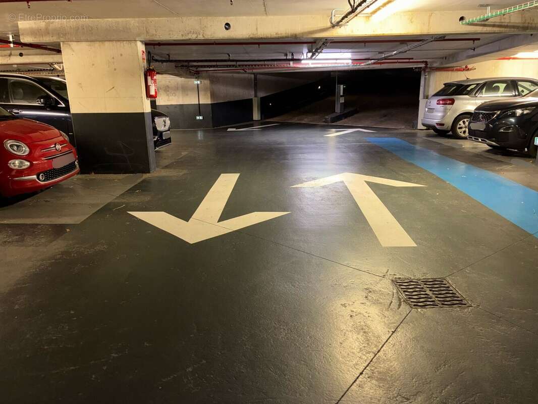 Parking à NOGENT-SUR-MARNE