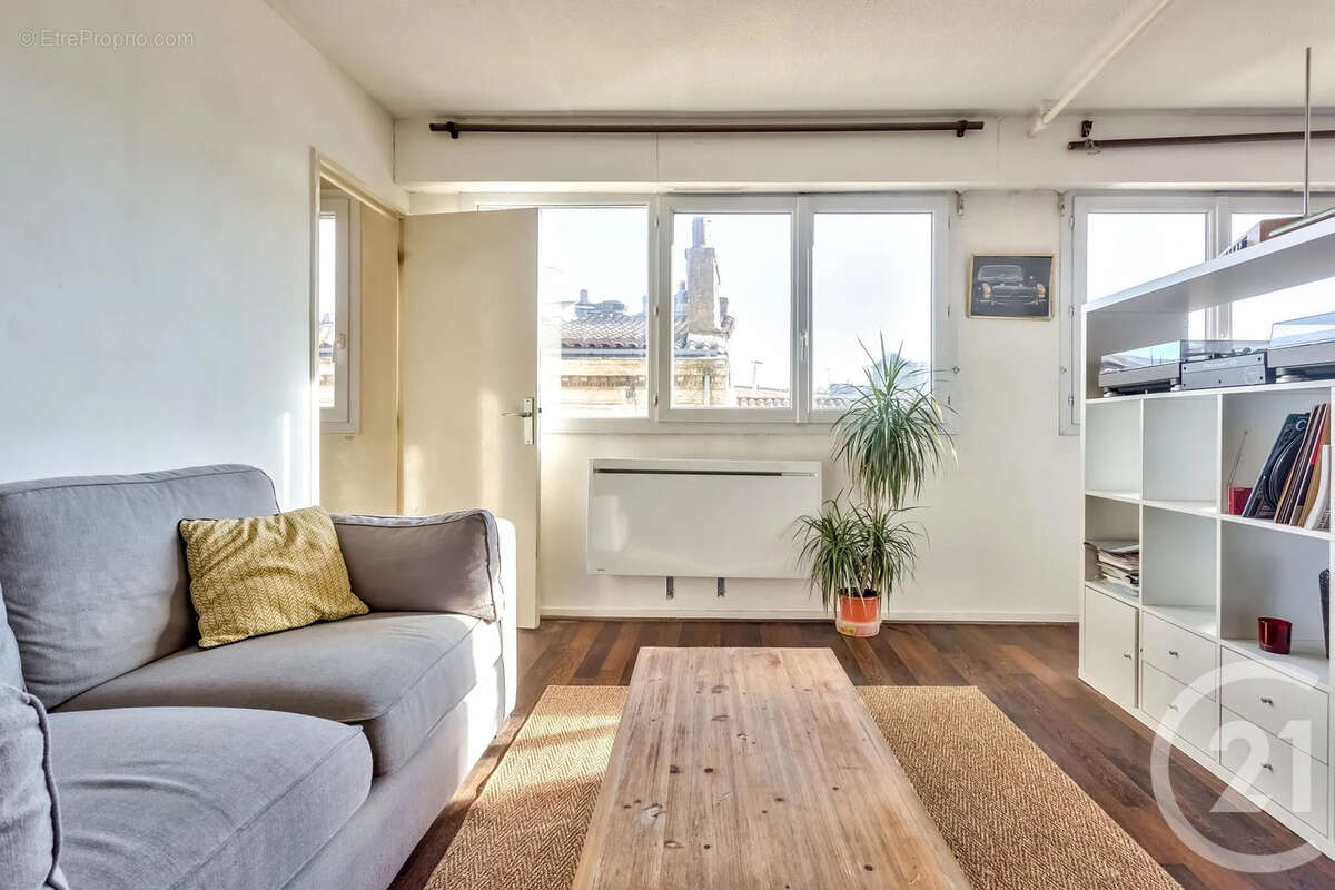 Appartement à BORDEAUX
