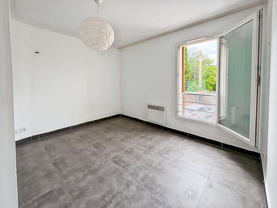 Appartement à MARSEILLE-16E