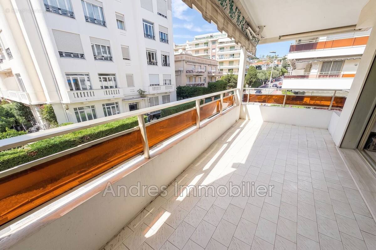Appartement à CANNES