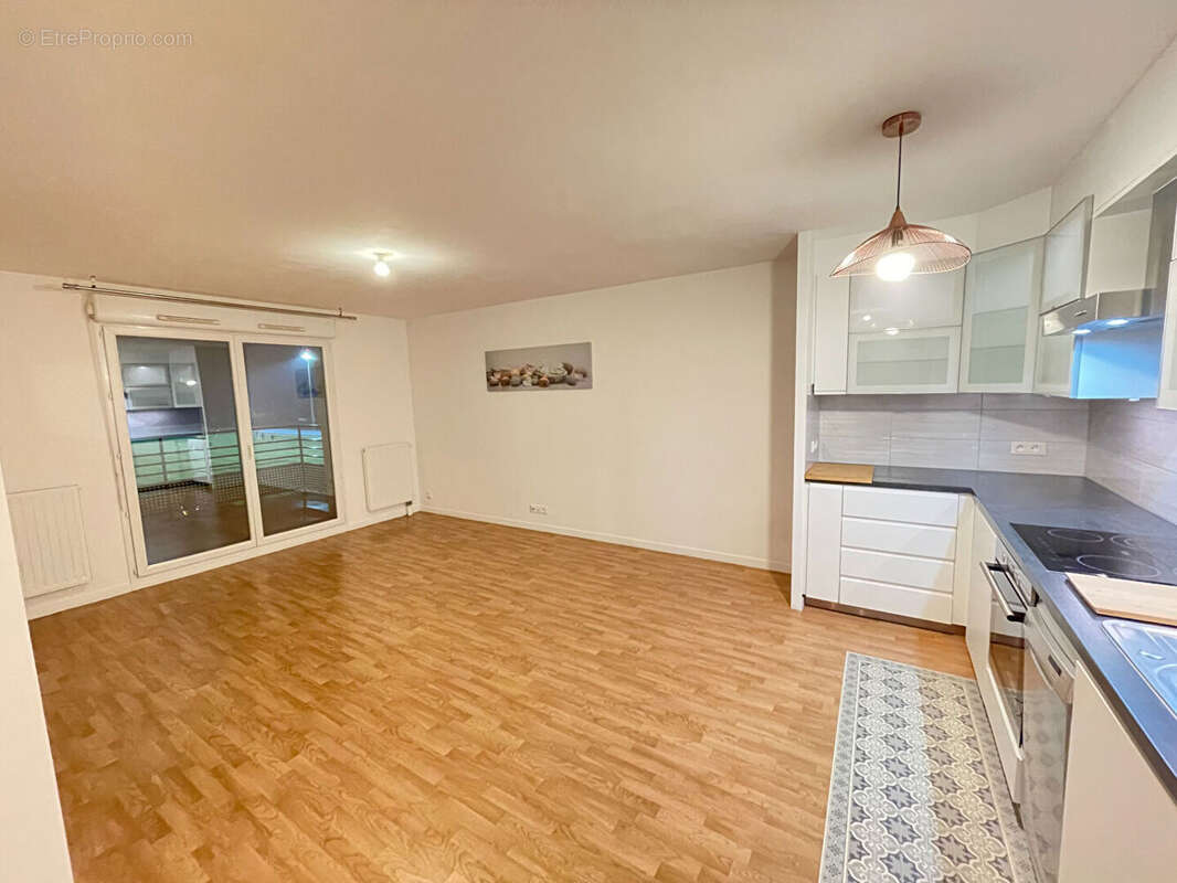 Appartement à ATHIS-MONS