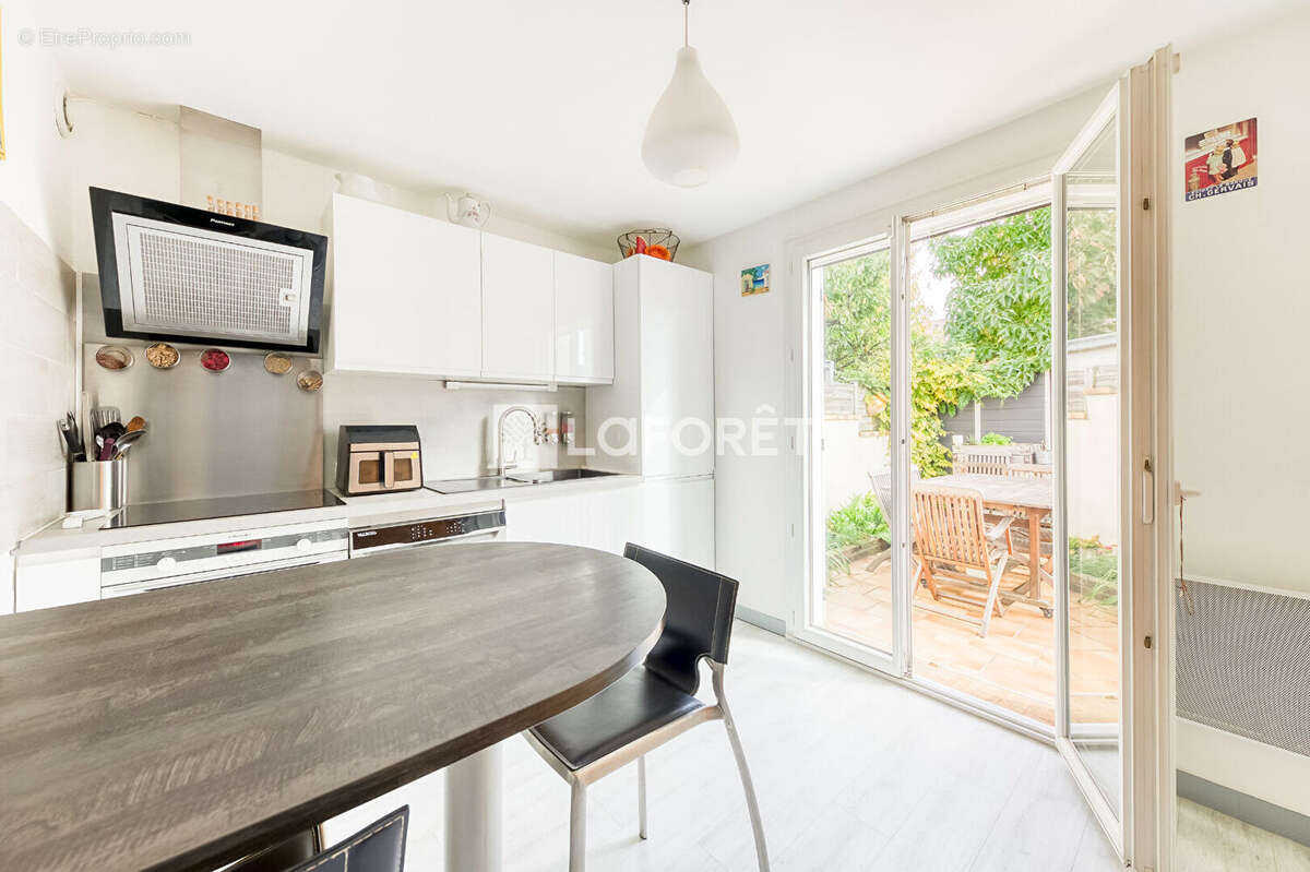 Maison à PONTAULT-COMBAULT