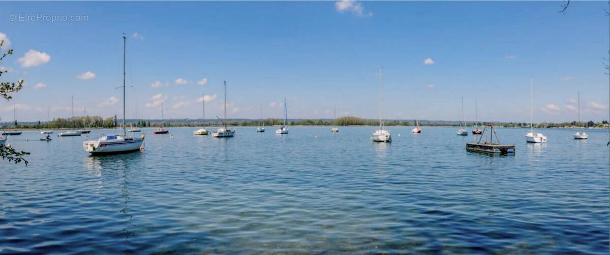 Appartement à DECINES-CHARPIEU