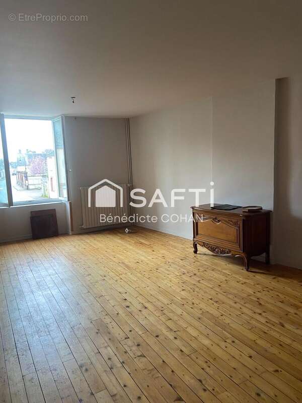 Photo 9 - Maison à PRUNAY-LE-GILLON