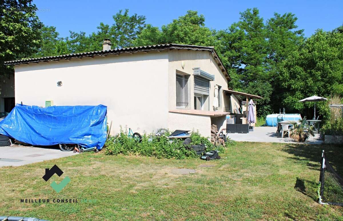 Maison à LE CHAFFAUT-SAINT-JURSON