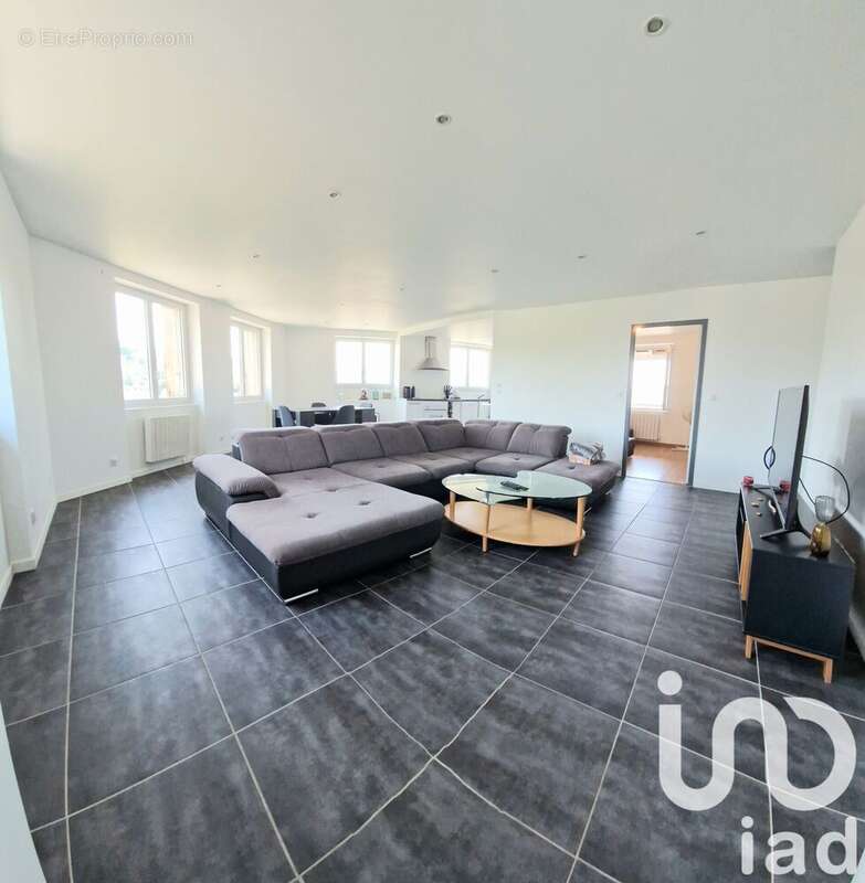 Photo 2 - Appartement à BRIVE-LA-GAILLARDE