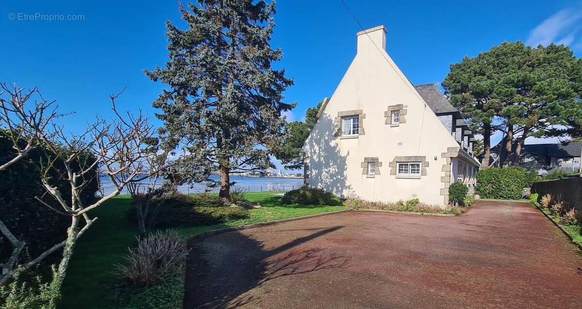 Maison à PORT-LOUIS