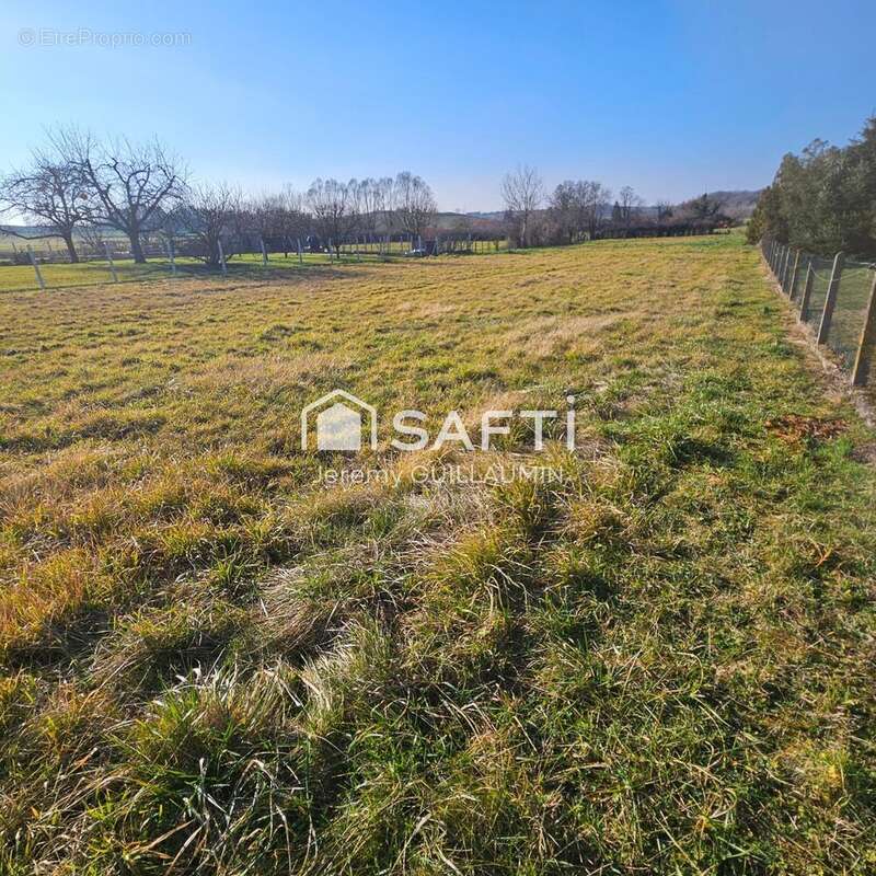 Photo 2 - Terrain à SAINT-GERAND-LE-PUY