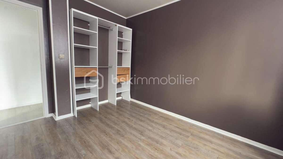Appartement 2 chambres avec garage privé et cave à 5 minutes du centre ville à pied - photo 7