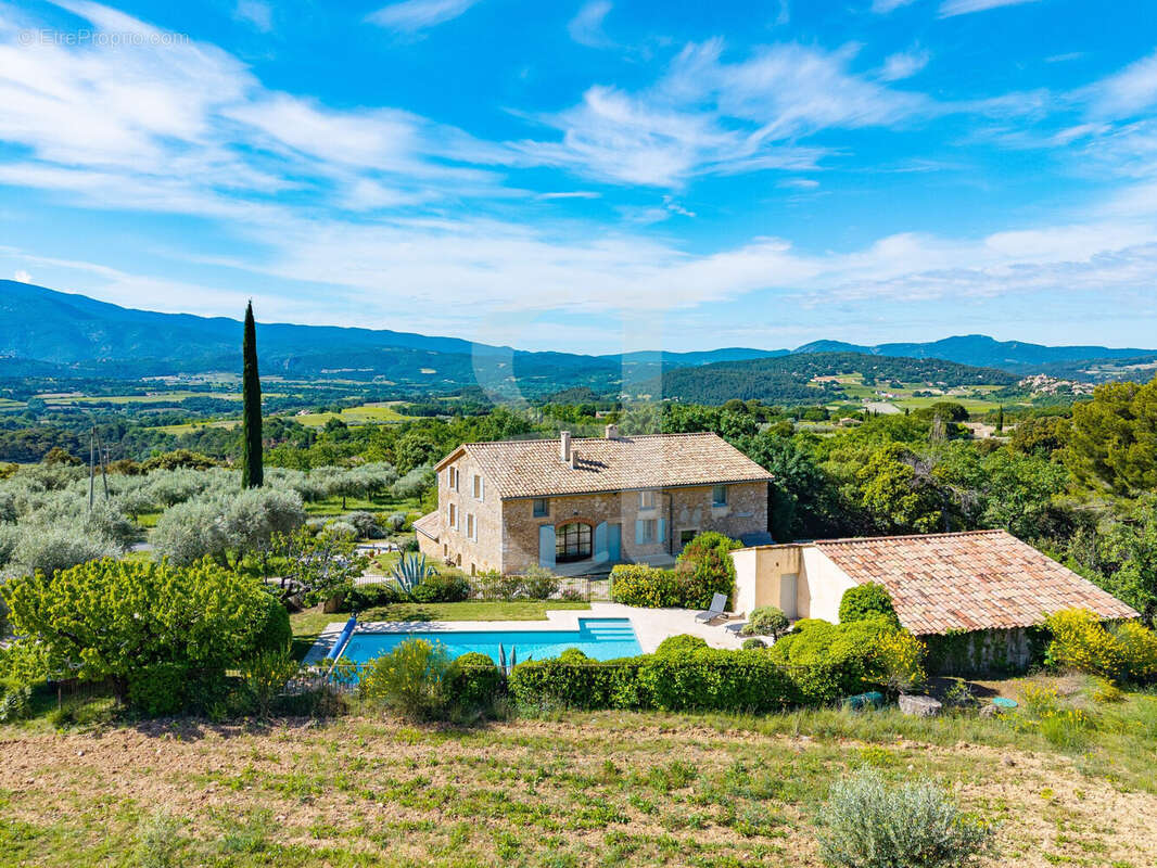 Maison à VAISON-LA-ROMAINE