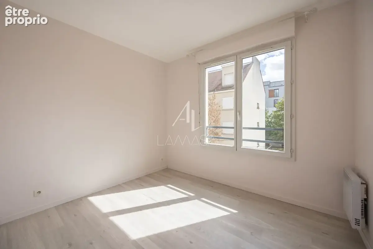 Appartement 3 pièces avec terrasse, parking et cave - photo 9