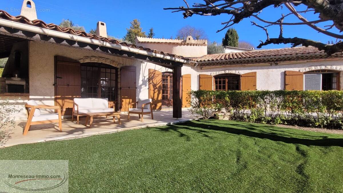 Maison à PEYMEINADE