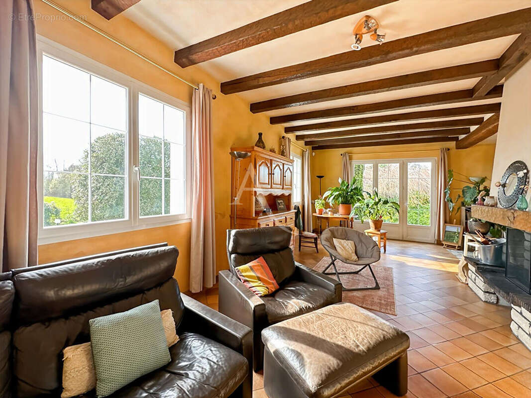 Maison à LE PERRIER