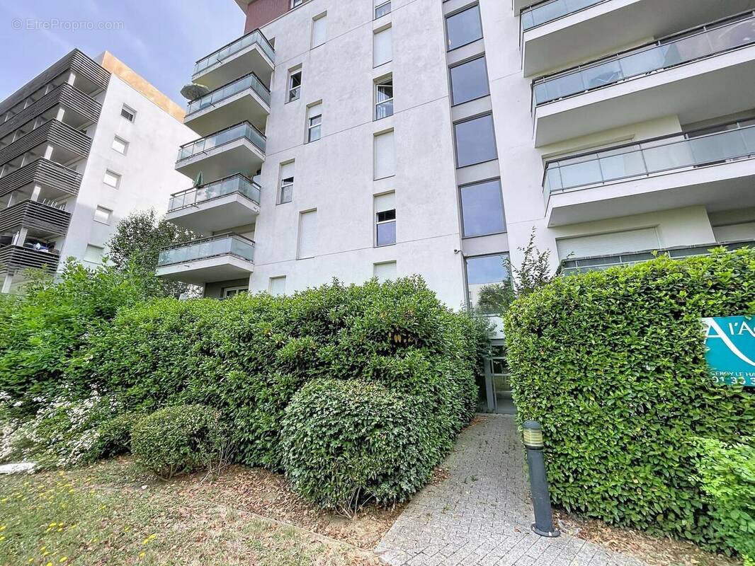 Photo 1 - Appartement à CERGY