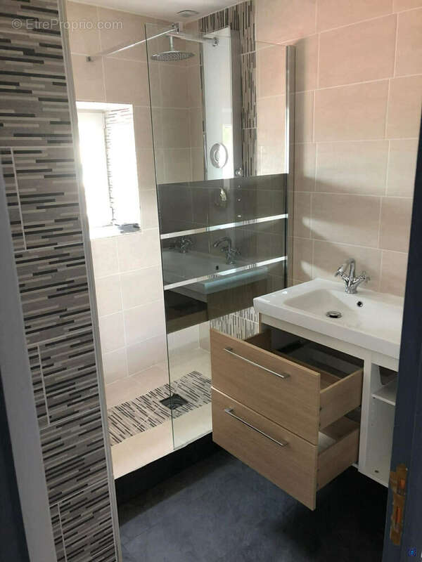 Appartement à PONT-L'ABBE-D'ARNOULT