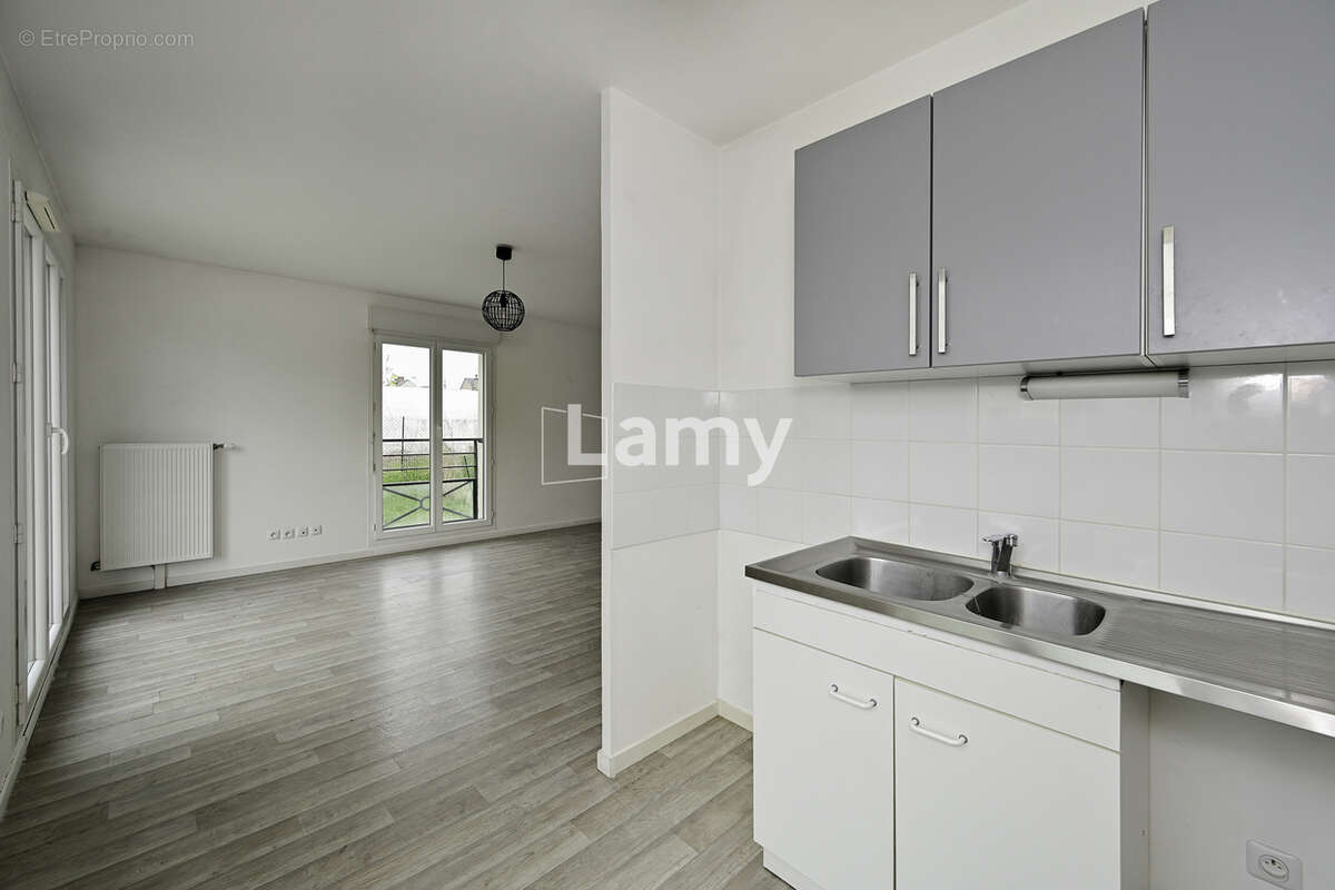 Appartement à SAINT-PRYVE-SAINT-MESMIN