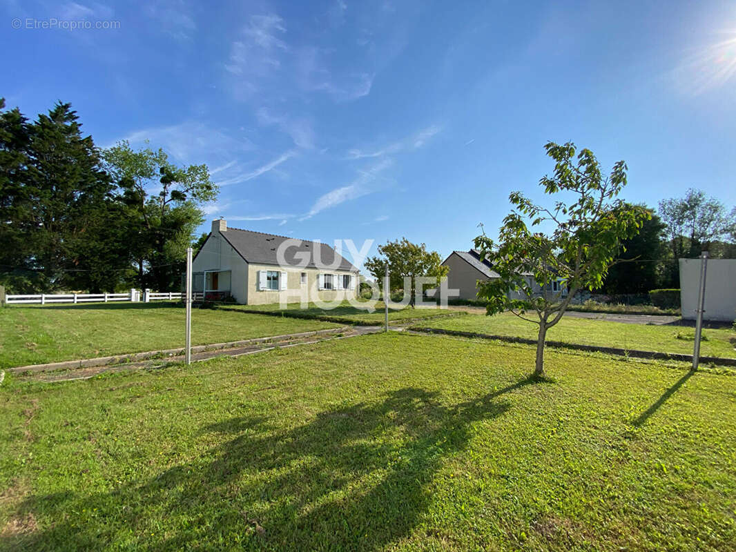 Maison à MONT-DOL