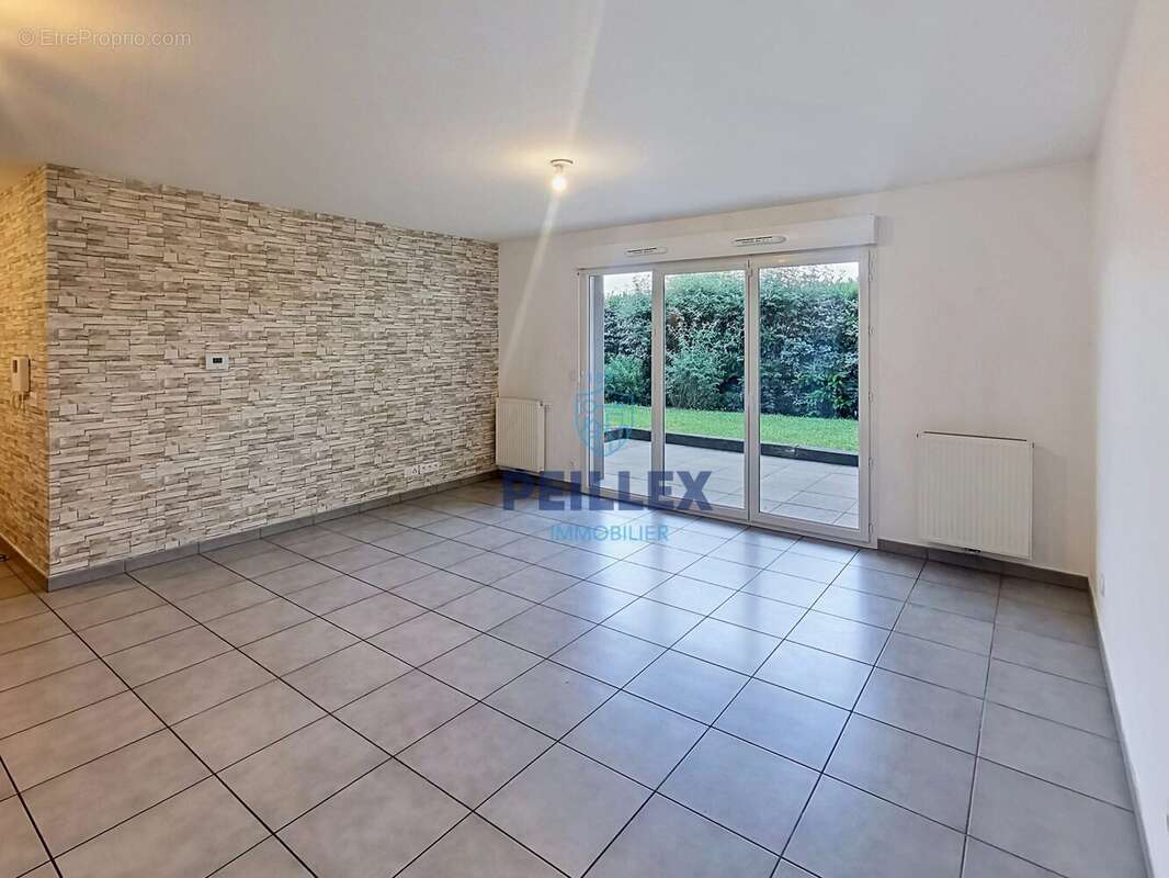 Appartement à DOUVAINE