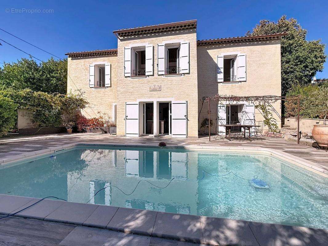 Maison à DRAGUIGNAN