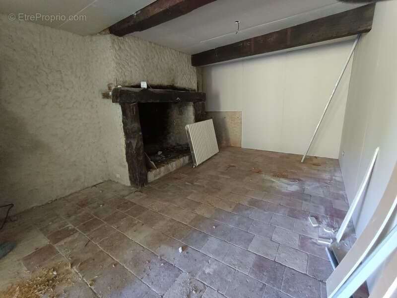 Maison à FEUGAROLLES