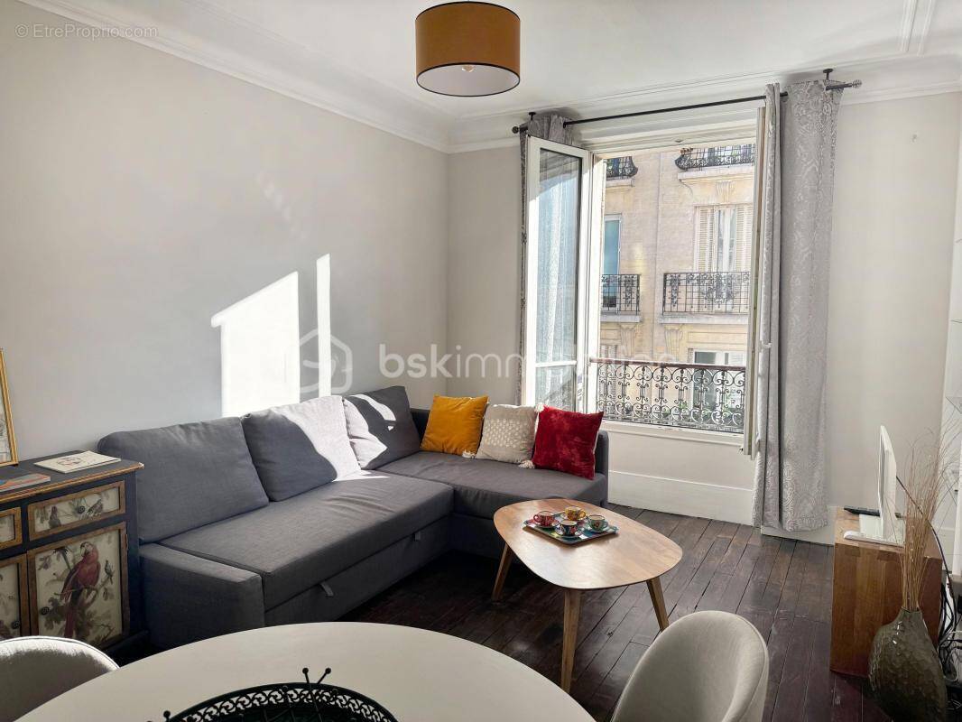 Appartement à PARIS-12E