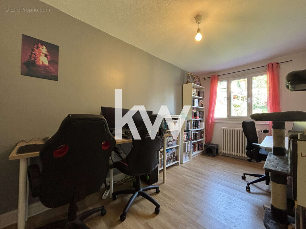 Appartement 66 m² à Saint-Priest-En-Jarez  - photo 6