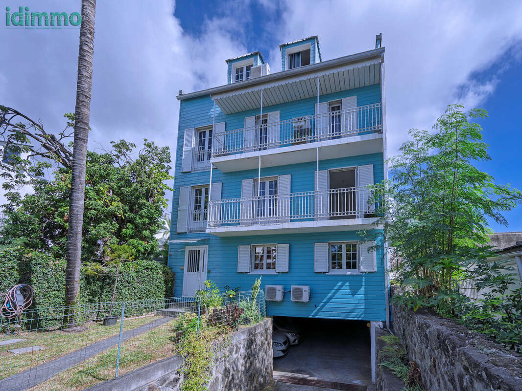 Appartement à SAINT-DENIS
