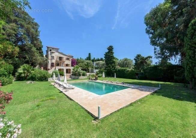 Maison à ANTIBES