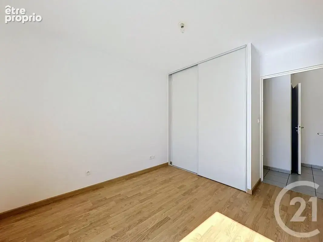 Appartement 4 pièces 74 m² à vendre à Feyzin (69320) - photo 8