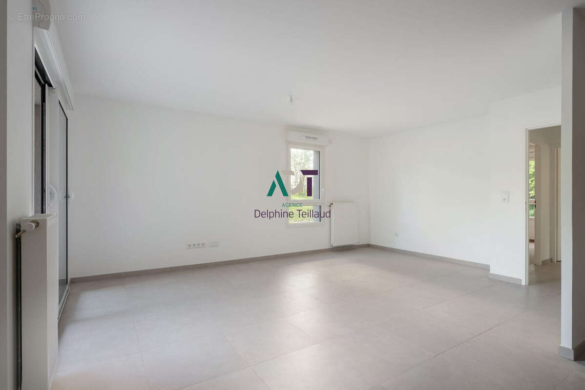 Appartement à MEYLAN